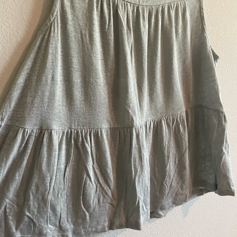 J. Crew 100% Linen Tiered Tank Top Women’s Medium Grey Crewneck Flowy Airy